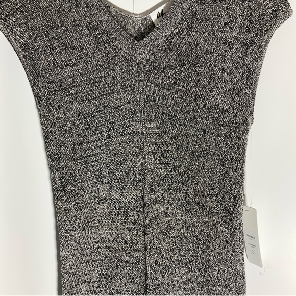 Andrea Jovine NWT’s Silver Combo Form Fitting V-Neck w/Strap Mini Dress Size SM - Picture 6 of 13